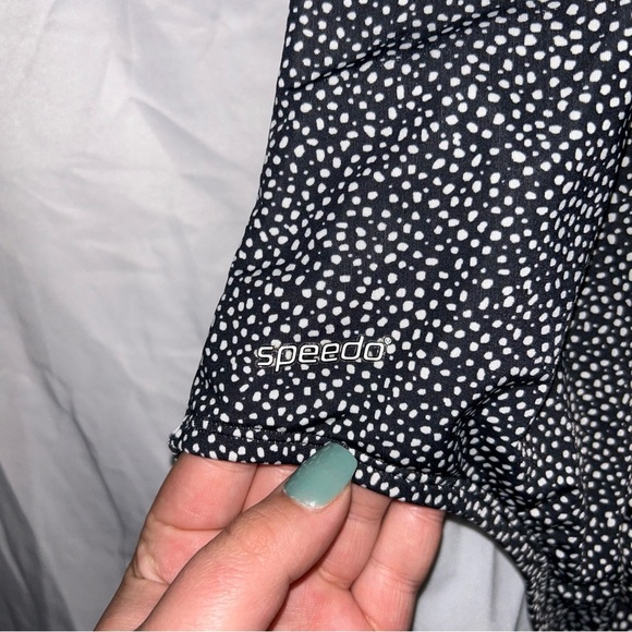 Speedo One Piece Swim Suit Dotted Twist Front Cross Back V Neck Swimming - Picture 3 of 5